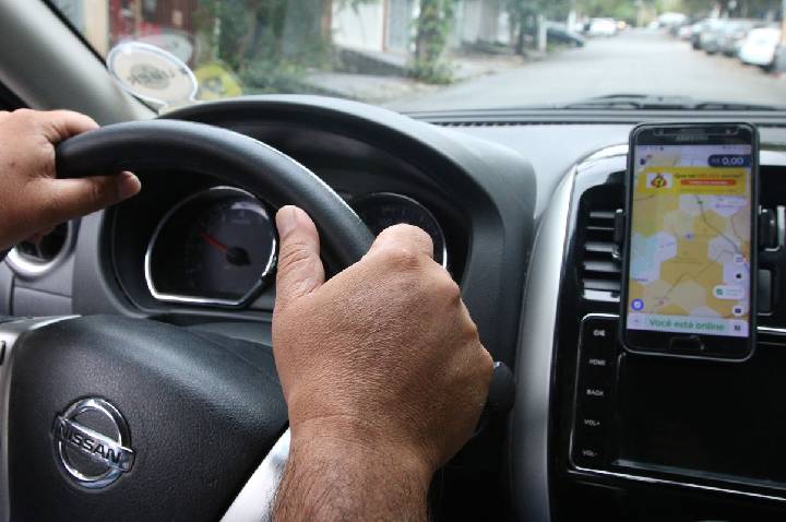 STF marca para 24 de junho retomada do julgamento sobre uberização