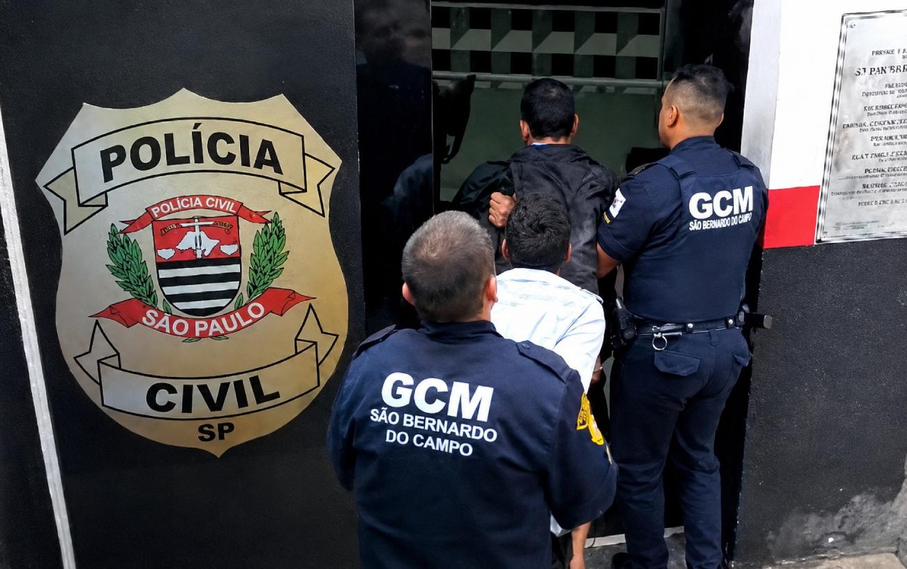 GCM de São Bernardo prende dupla em flagrante após furto de fios em imóveis no Rudge Ramos