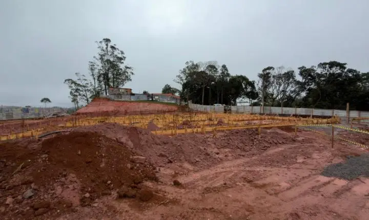 Vistoria acompanha início de obras na futura UBS Parque Imigrantes, em São Bernardo